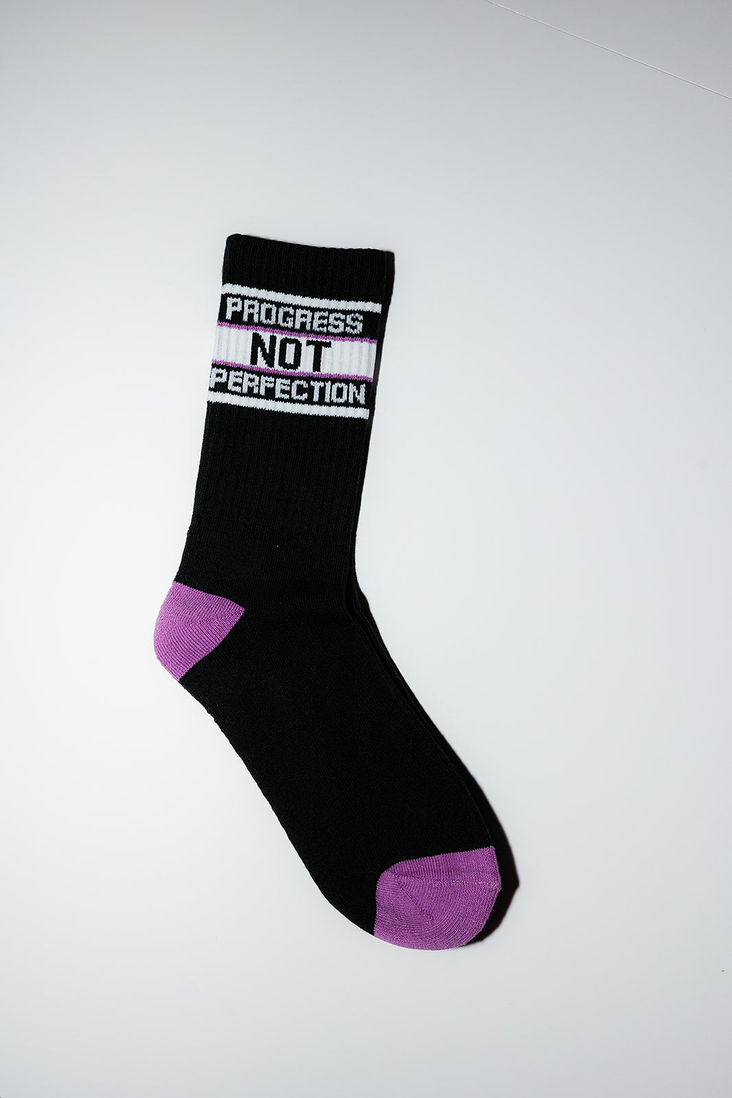 PROGRESS NOT PERFECTION SOCKS
