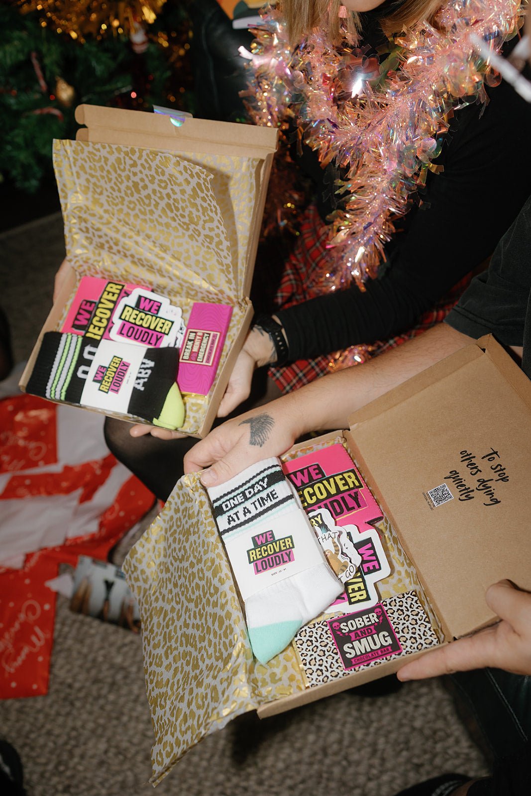 WE RECOVER LOUDLY GIFT BOX